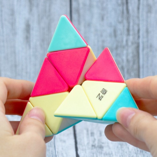 Cub Magic 3x3x3, QiYi Qi Ming Pyraminx Neon SpeedCube, Stickerless, 420CUB-1 Cub Magic 3x3x3, QiYi Qi Ming Pyraminx Neon SpeedCube, Stickerless, 420CUB-1