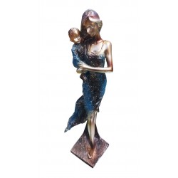 Statueta Mama cu copilul in brate, 30 cm, 30013TT Statueta Mama cu copilul in brate, 30 cm, 30013TT