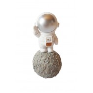Statueta decorativa, Astronaut pe asteroid, 12 cm, DY202-6B Statueta decorativa, Astronaut pe asteroid, 12 cm, DY202-6B
