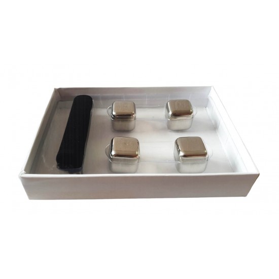 Set 4 Cuburi pentru racirea bauturilor, Argintiu, 2.5 cm, HML54 Set 4 Cuburi pentru racirea bauturilor, Argintiu, 2.5 cm, HML54